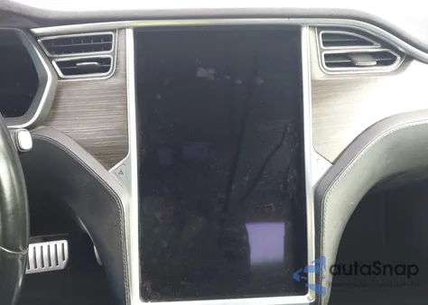 2015 Tesla Model S 85D/P85D z USA, uszkodzony, nr VIN 5YJSA1H42FF091091